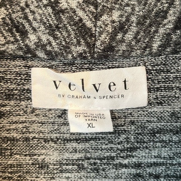 NWOT Velvet by Graham & Spencer Dejavu Draped Cardigan - Picture 7 of 9